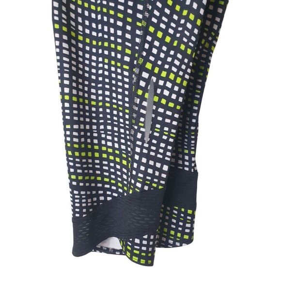 Under Armour Womens Capri Leggings M Blk/Wht/Y HeatGear Workout Athletic Runner - Picture 7 of 9